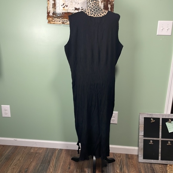 Studio 1940 black gauze, maxi dress, 18/20W - Picture 5 of 7
